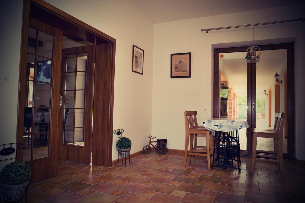 Penzion Šejby Esterno foto