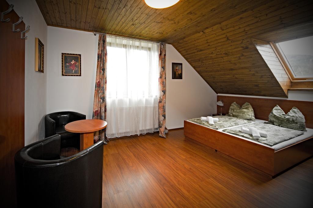 Penzion Šejby Esterno foto