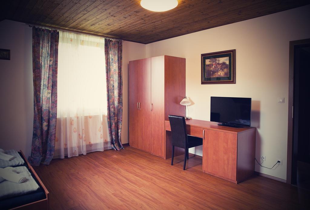 Penzion Šejby Esterno foto