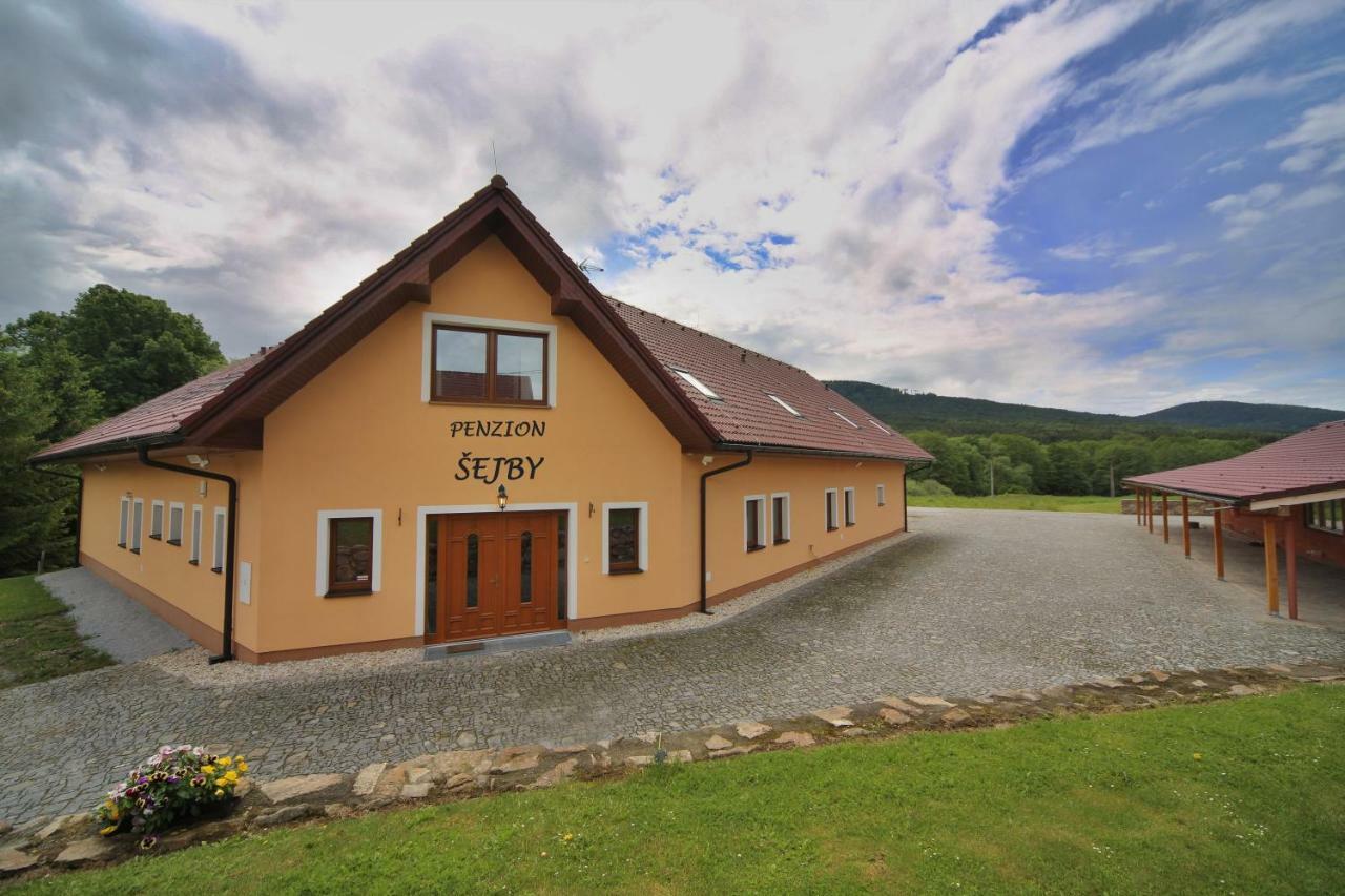 Penzion Šejby Esterno foto